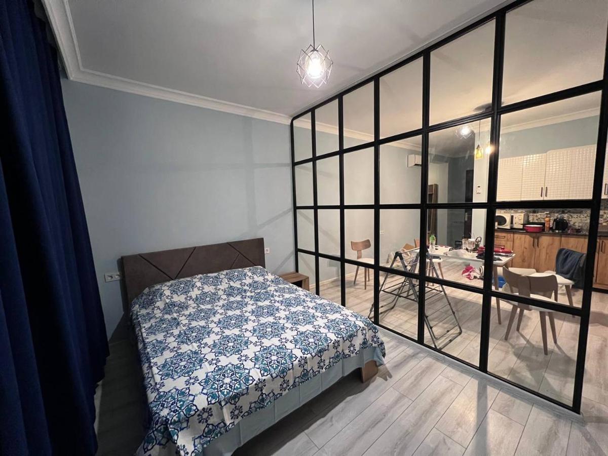 Apartment Merabi Batumi Esterno foto