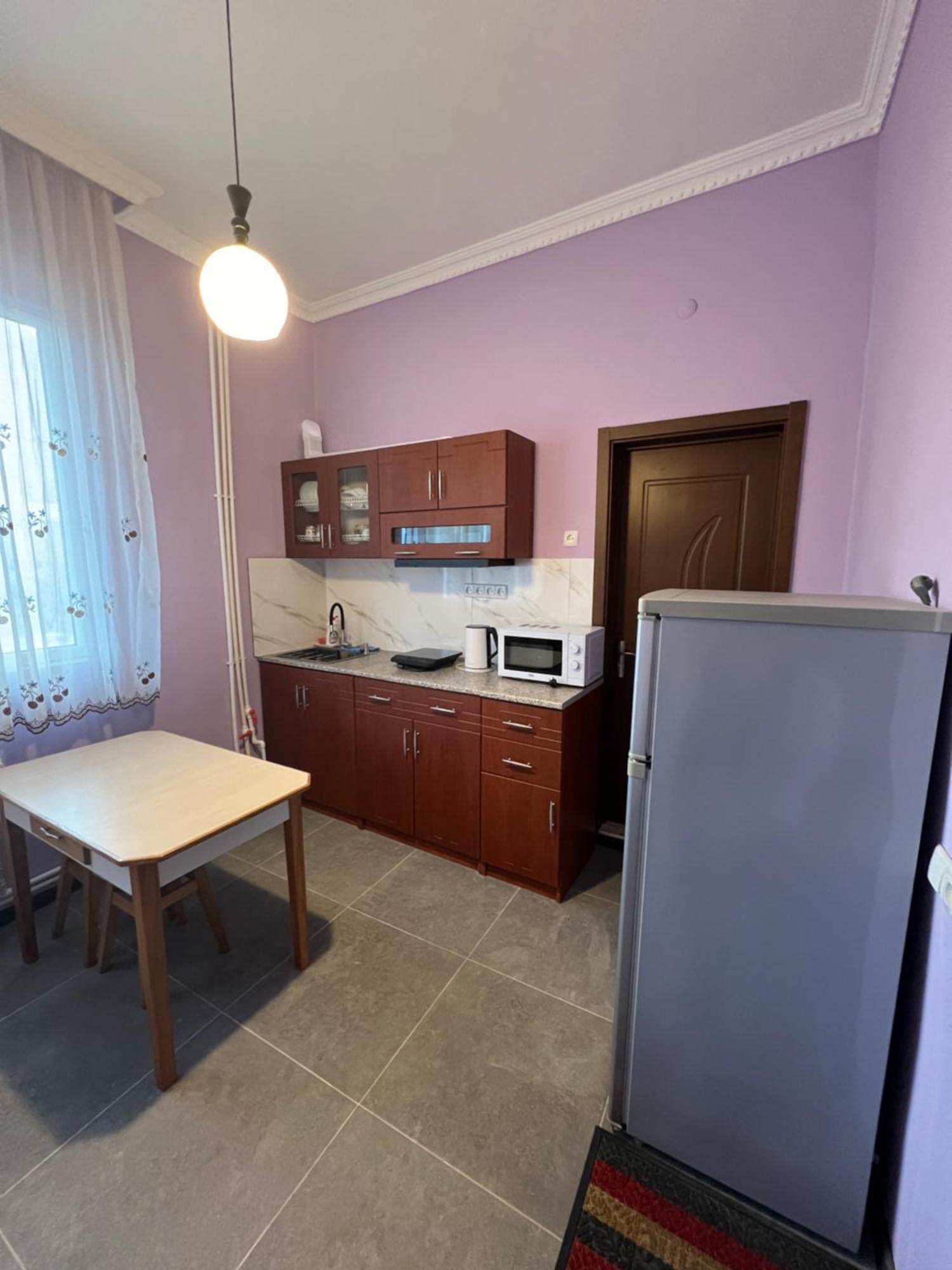 Apartment Merabi Batumi Esterno foto