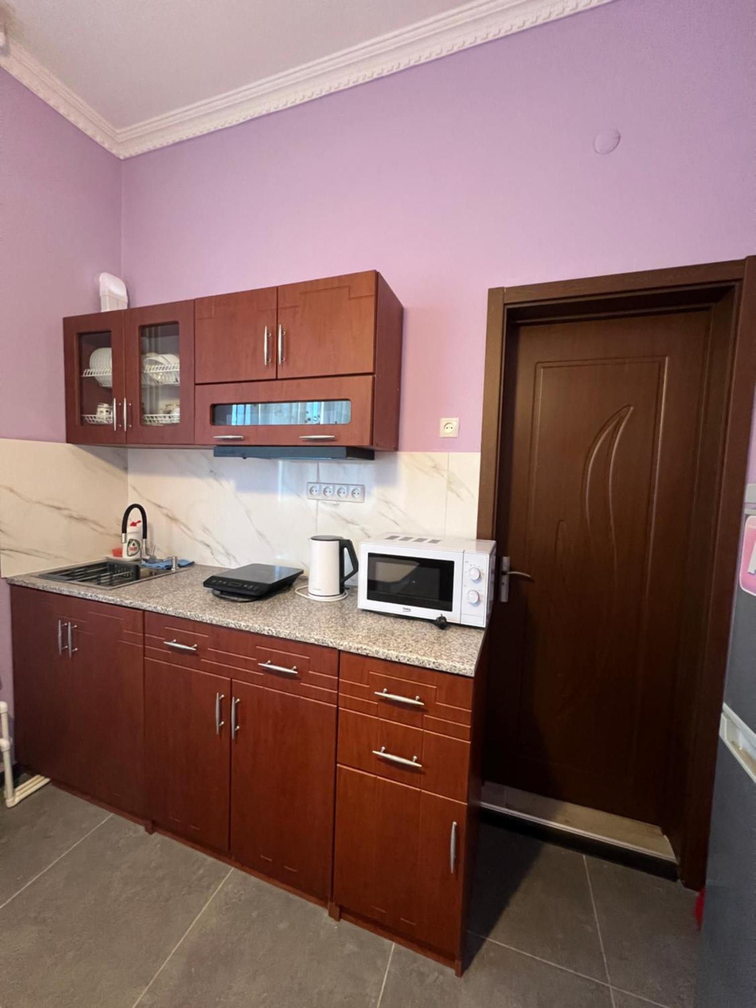 Apartment Merabi Batumi Esterno foto