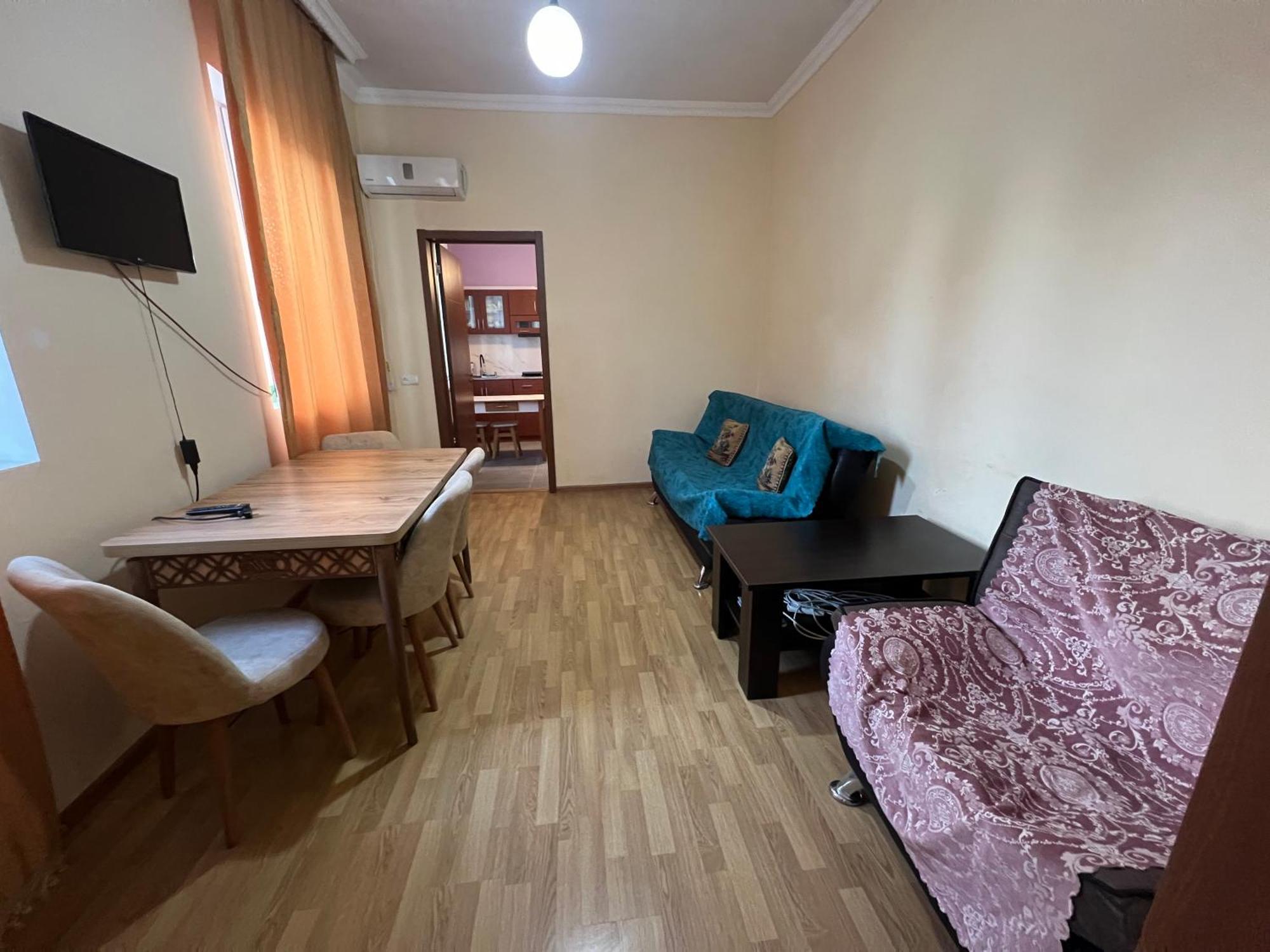 Apartment Merabi Batumi Esterno foto